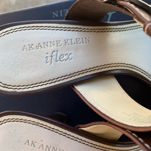 Brown Anne Klein iflex shoe size 7 - Picture 4 of 5